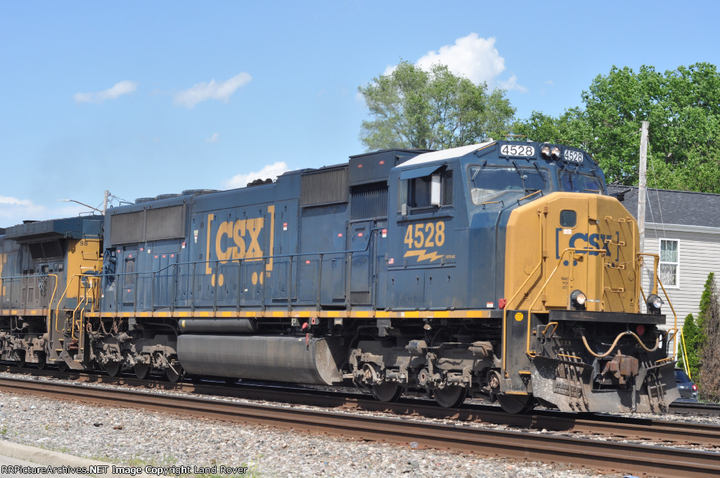 CSXT 4528 South